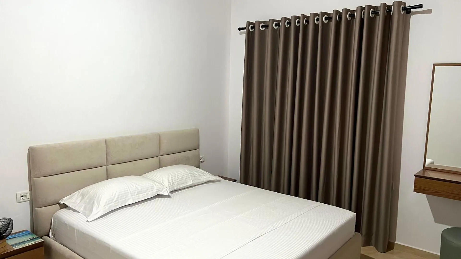 Apartment Dine Hotel Ksamil Albania