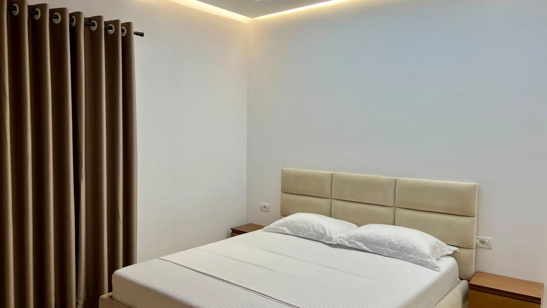Dine Hotel Ksamil Albania