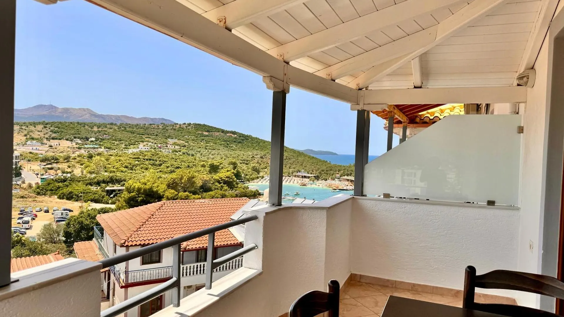 Dine Hotel Ksamil Apartment