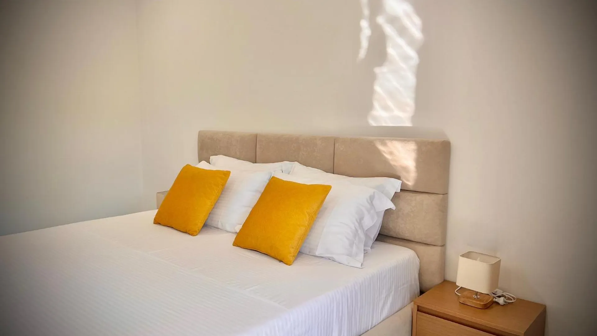 Apartment Dine Hotel Ksamil