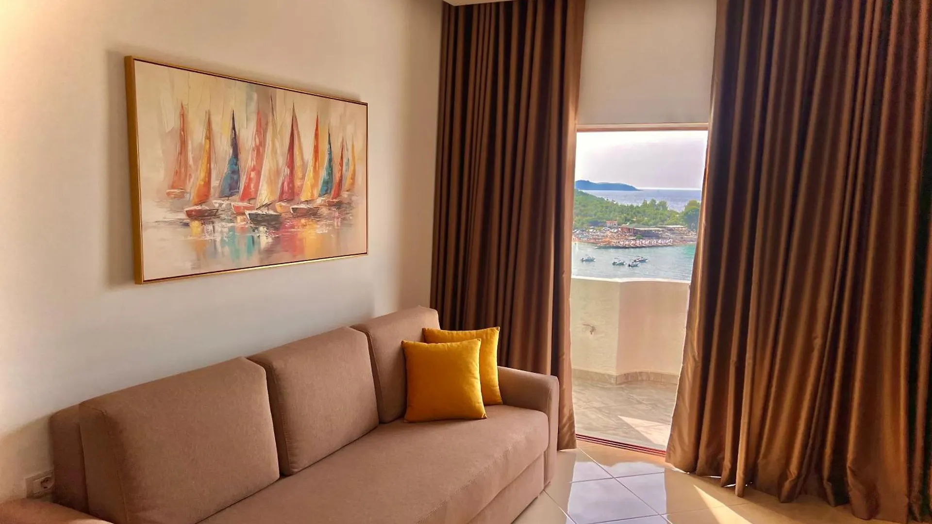 Dine Hotel Ksamil 0*,  Albania