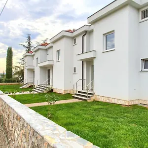 https://adria-house.primorje-gorskikotar.com