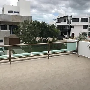 Airport Zone , Cancún Mexico