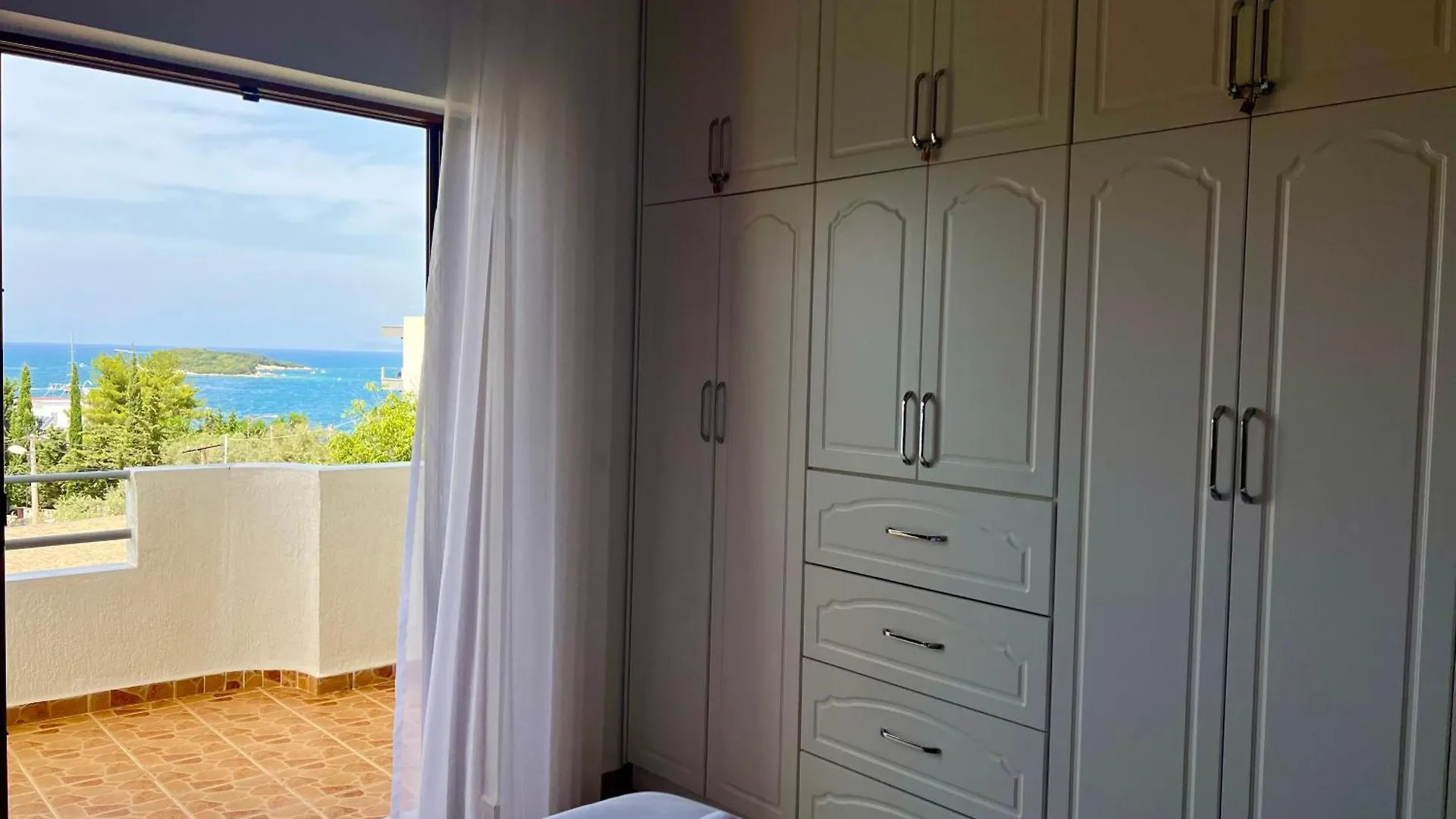 Dine Hotel Ksamil Albania
