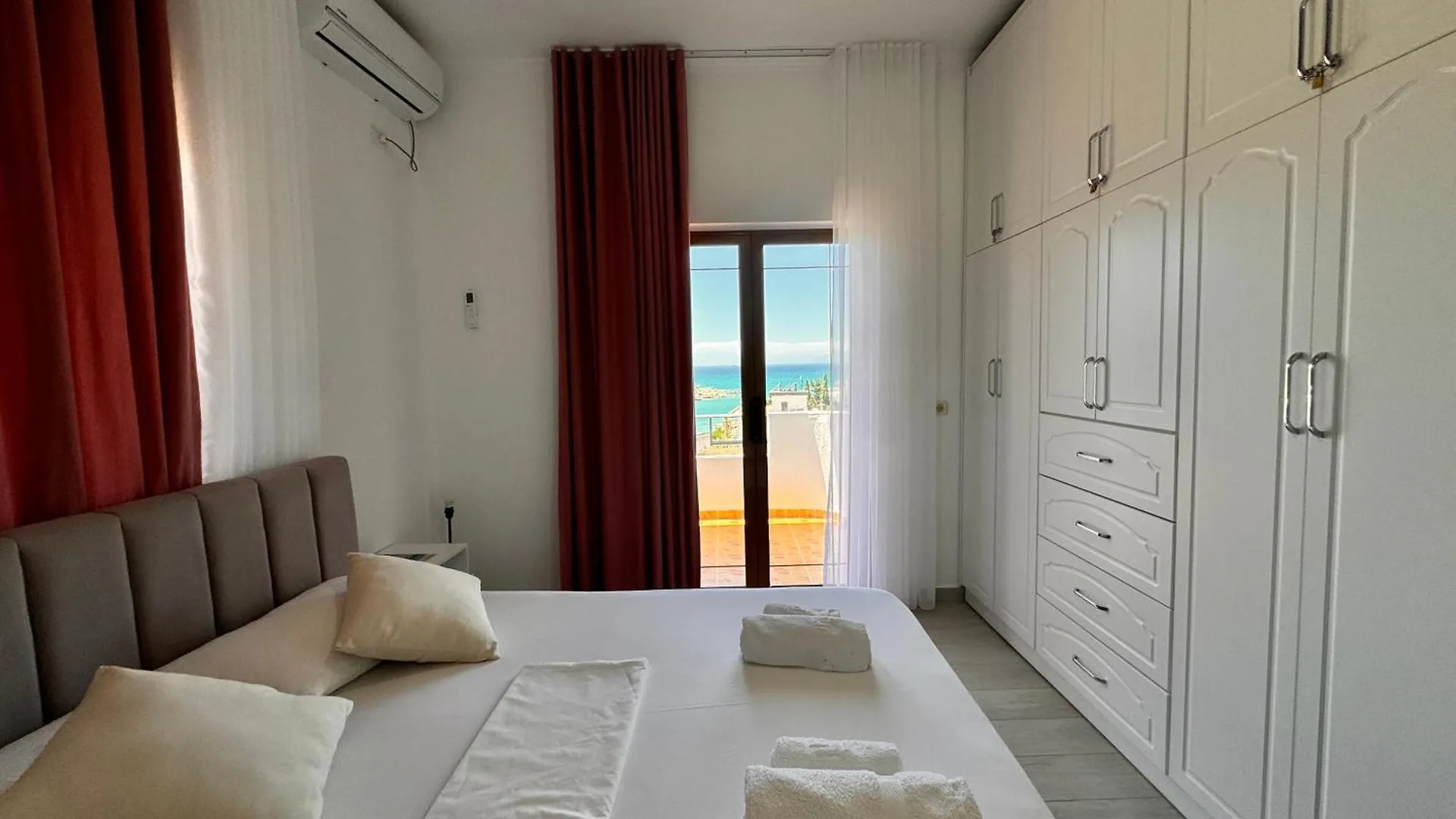 Dine Hotel Ksamil